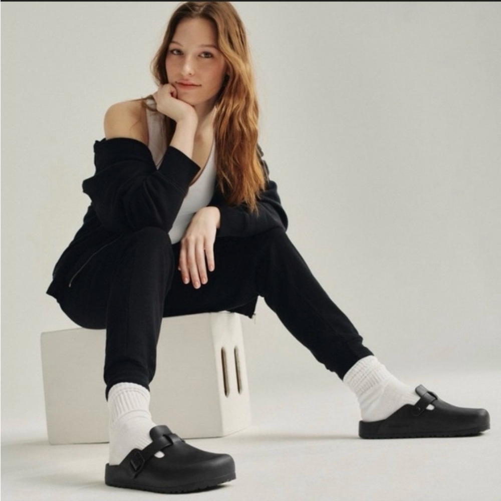 Birkenstock Boston Essentials - size 30 (W8/M6)